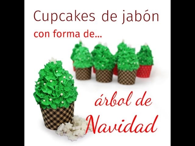 Hacer jabón de cupcake con forma de árbol de Navidad.
