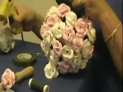 Como hacer un topiario con rosas en goma eva