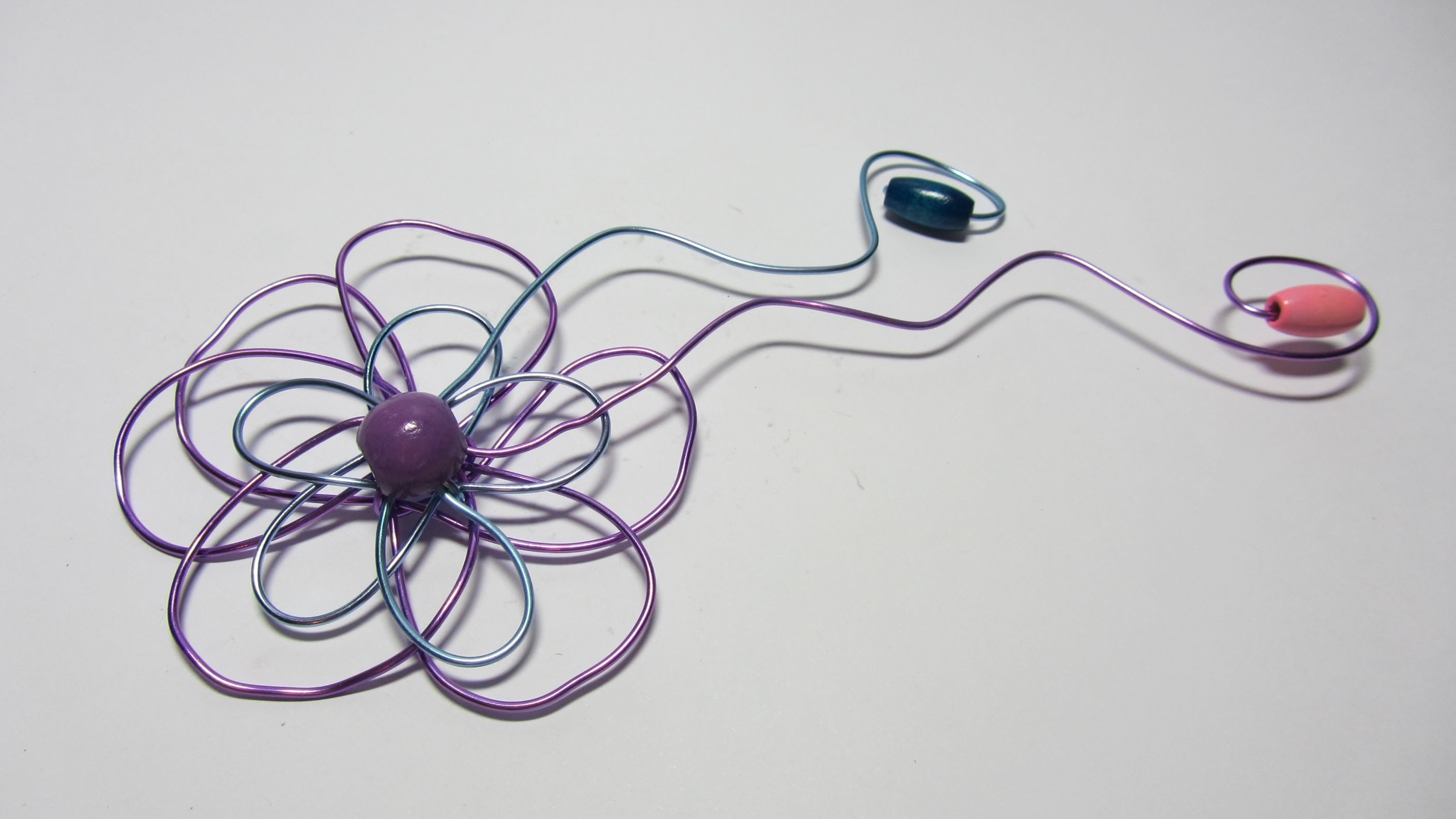Cómo hacer una flor de alambre (fácil). Flower wire.
