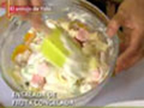 Ensalada de Fruta con Queso Crema
