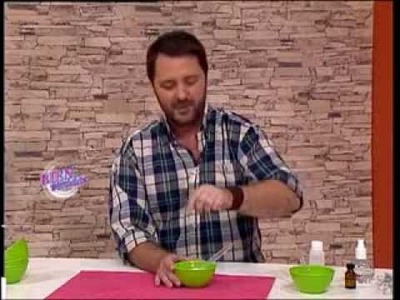Martín Muñoz  - Bienvenidas TV - Explica como hacer un Limpiador Cremoso Multiuso.