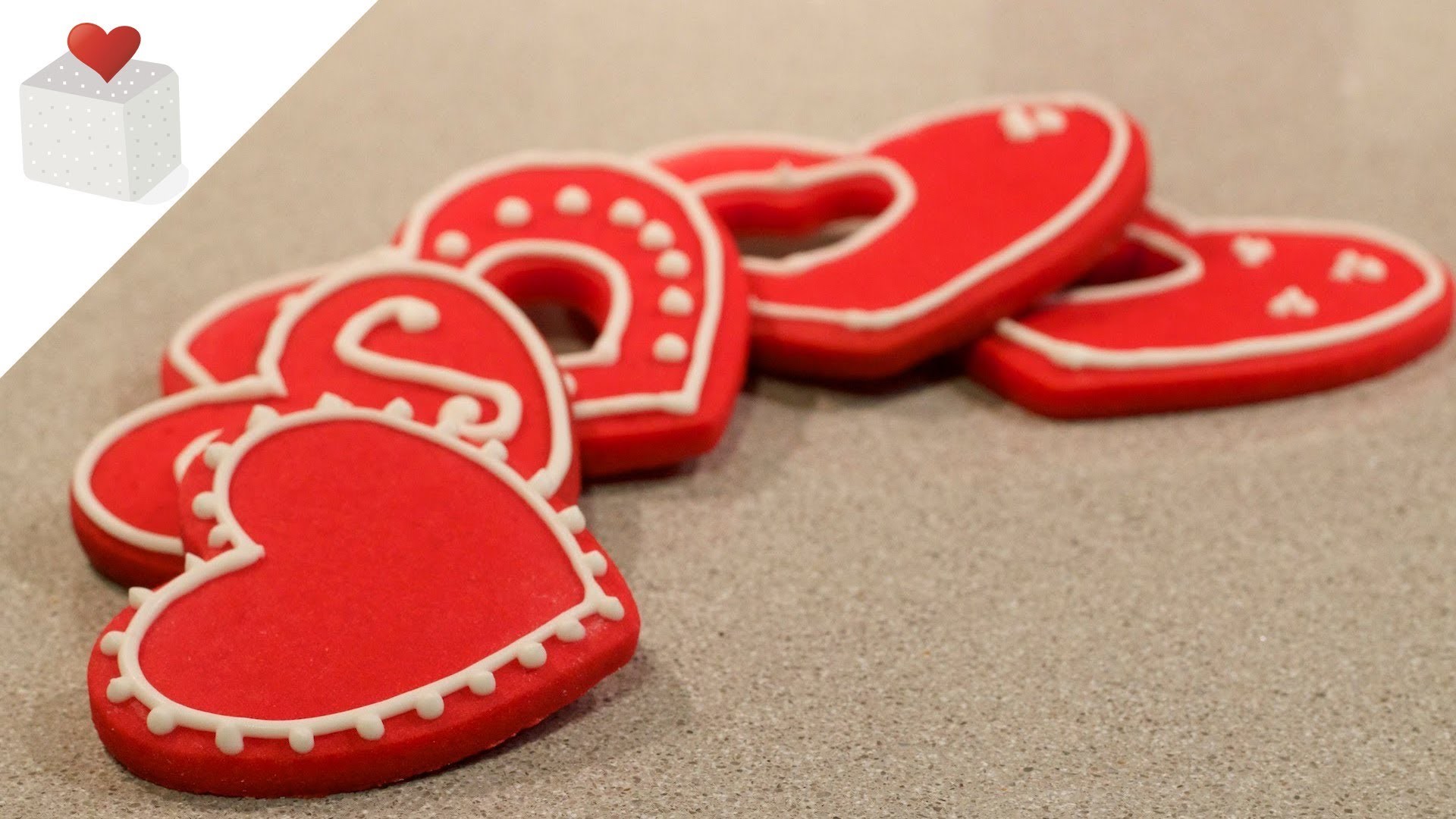 Cómo hacer Galletas coloreadas, ideales para San Valentín | Trucos para galletas por Azúcar con Amor