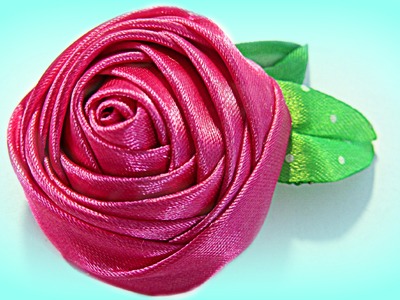 Cómo hacer una rosa con cinta. How to make a ribbon rose.