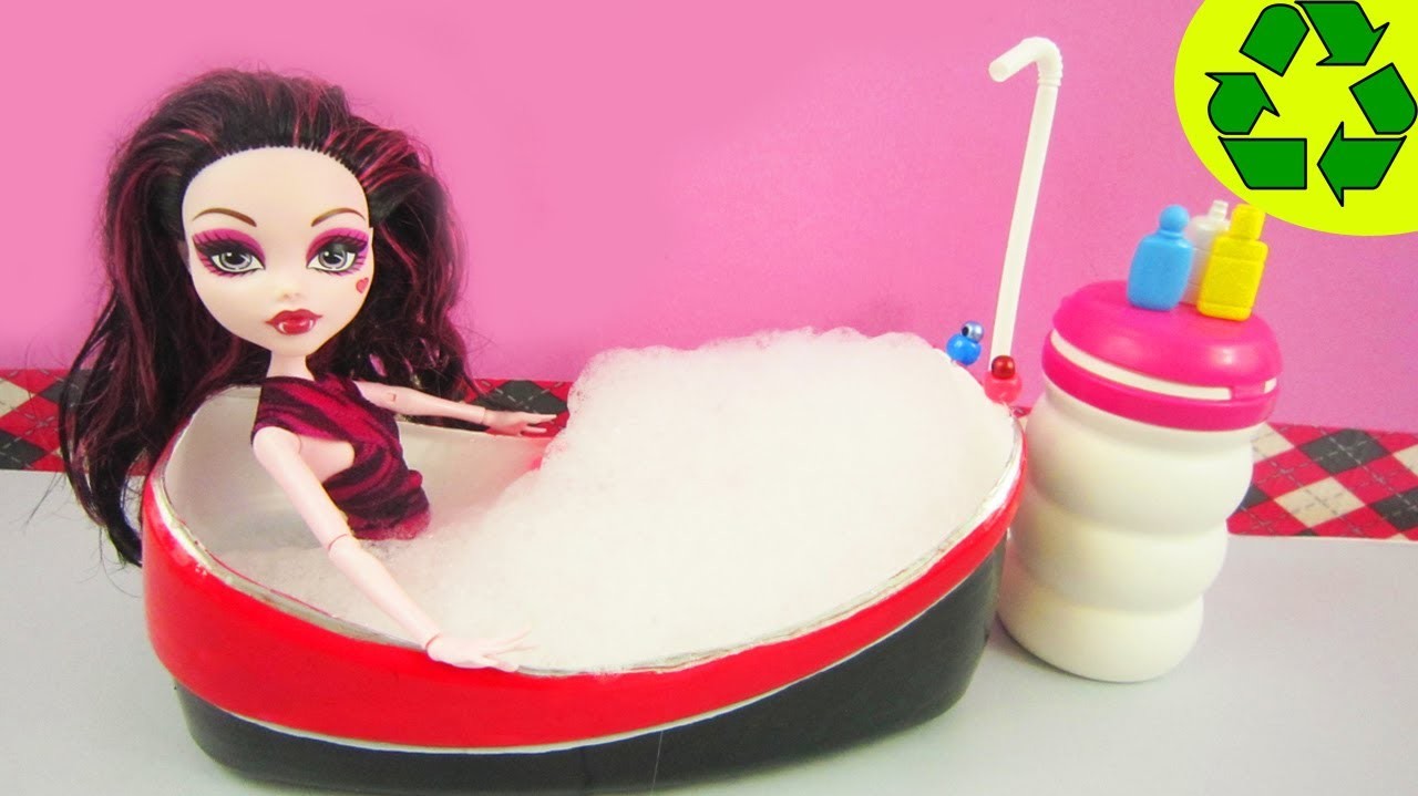 Manualidades para muñecas: Haz una bañera para su muñeca que realmente funciona