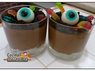 Mousse de chocolate con gusanos | Recetas para Halloween | Cocina de Martina