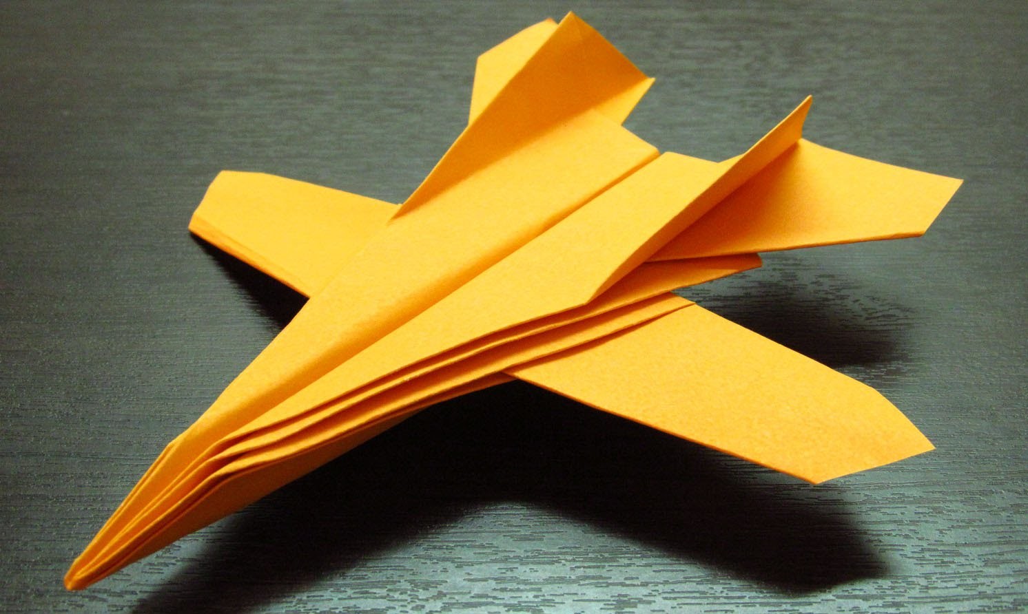 Como hacer un avion de papel F-14 paso a paso en español (Muy fácil)