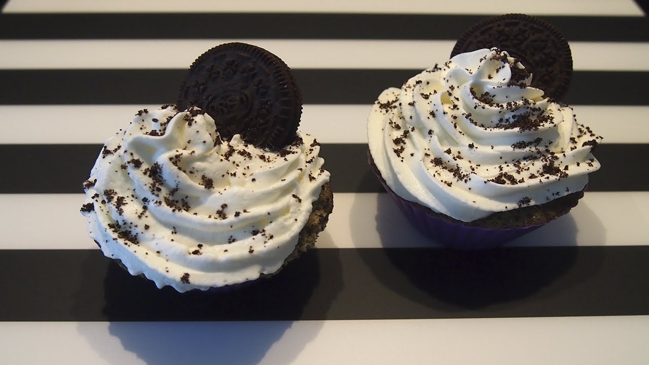 Cupcakes de Oreo en 5 minutos (Microondas) | Receta Facil