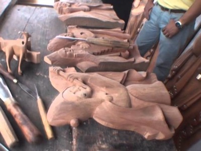 Suelto en Plaza - El arte del tallado en madera 3.mpg