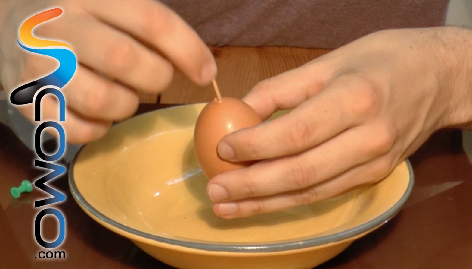 Vaciar un huevo sin romper la cascara