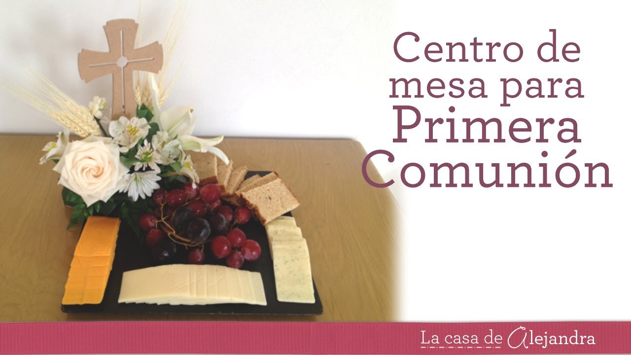 Centro de mesa para Primera Comunión con flores y fruta