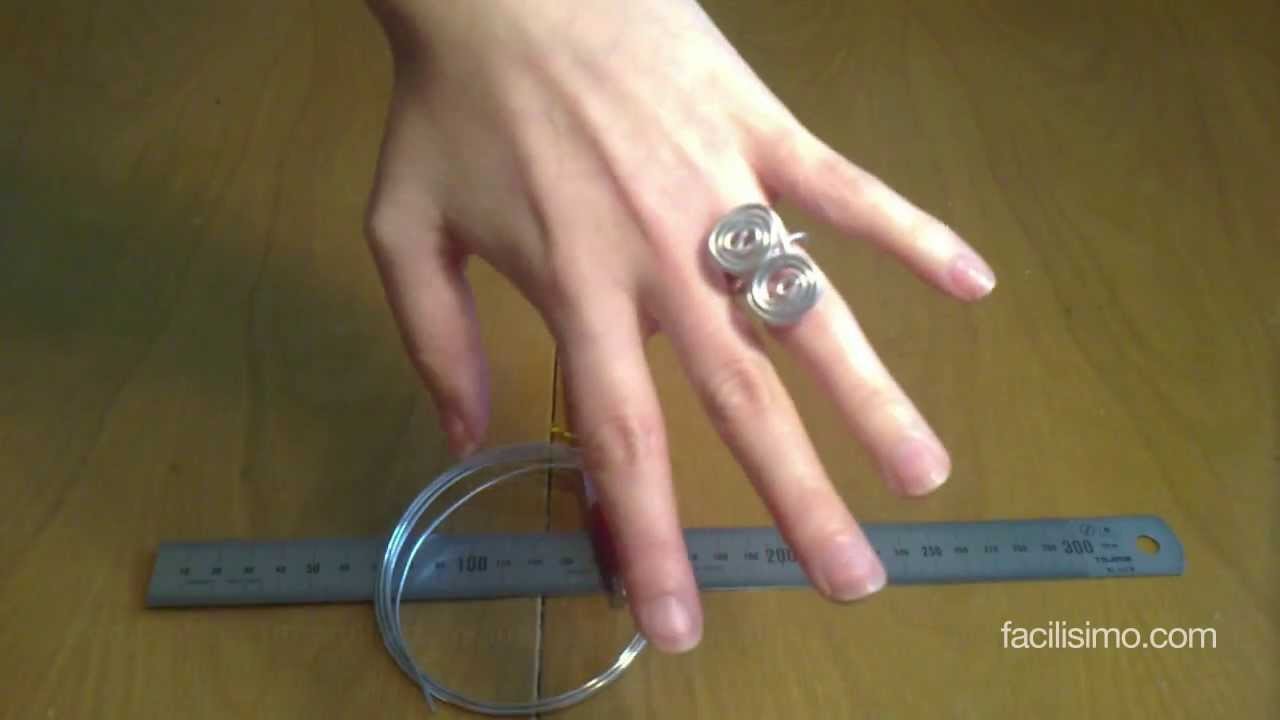 Cómo hacer un anillo de alambre de dos espirales | facilisimo.com