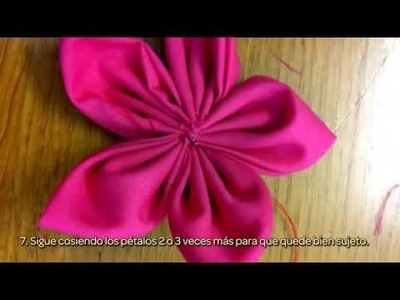 Como hacer flores de tela coloridas - Hazlo tu Mismo Manualidades - Guidecentral