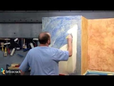 Pintura: hacer un acabado rústico en una pared (BricocrackTV)