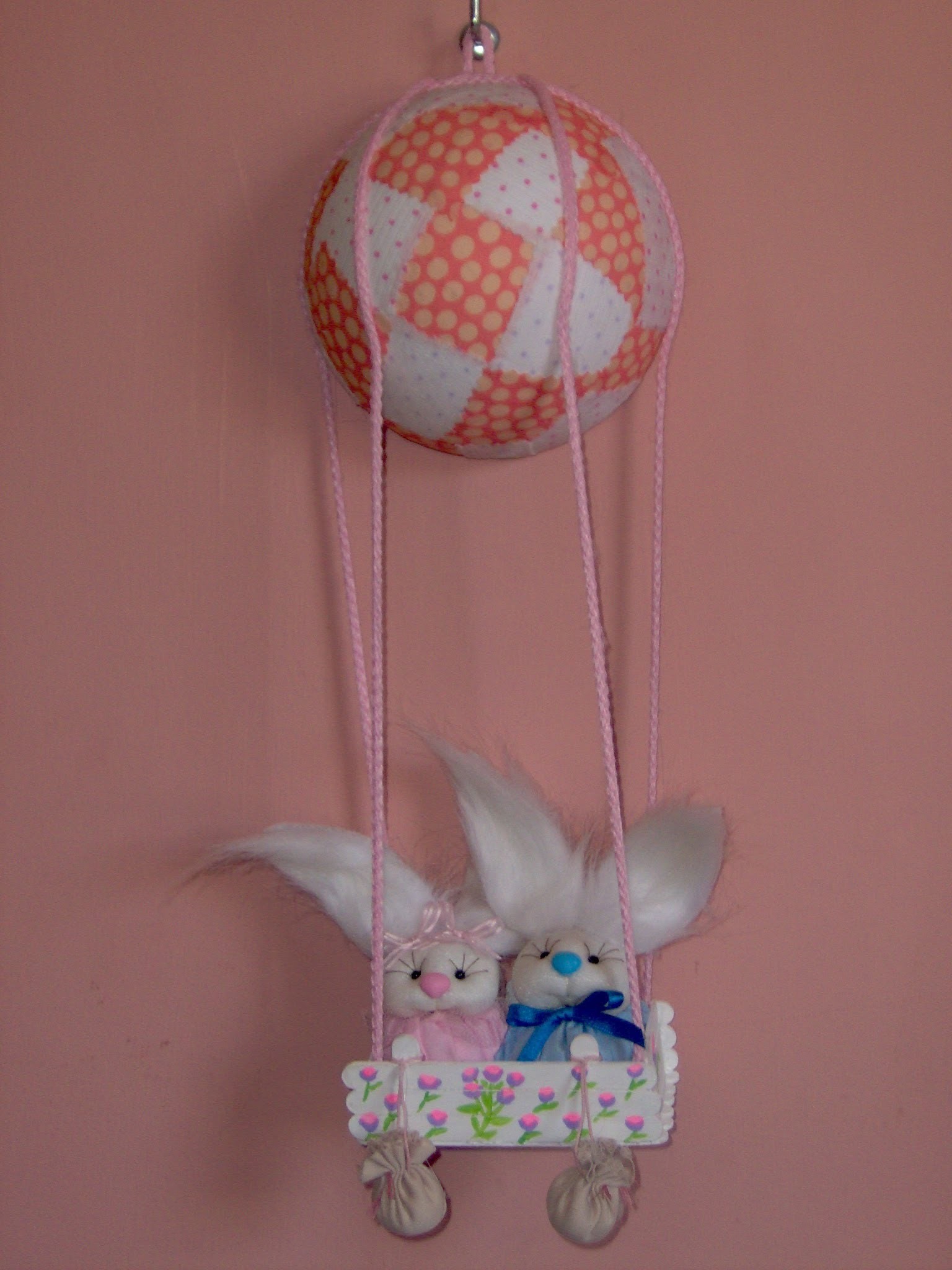Muñecos Soft. globo aerostático con conejos. proyecto 98