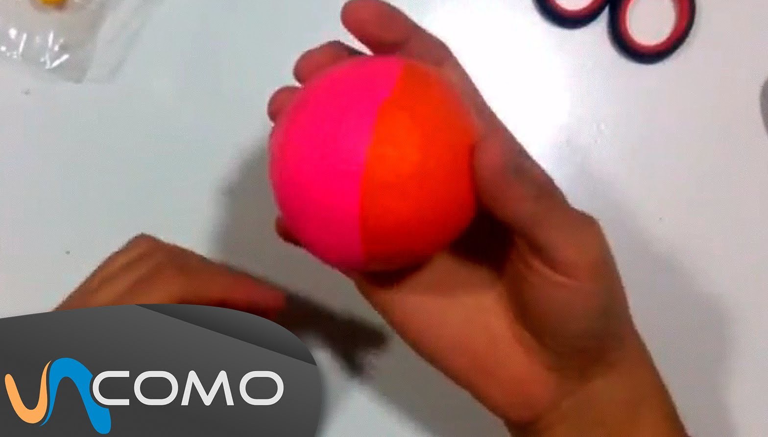 Fabricar pelotas de malabares con globos