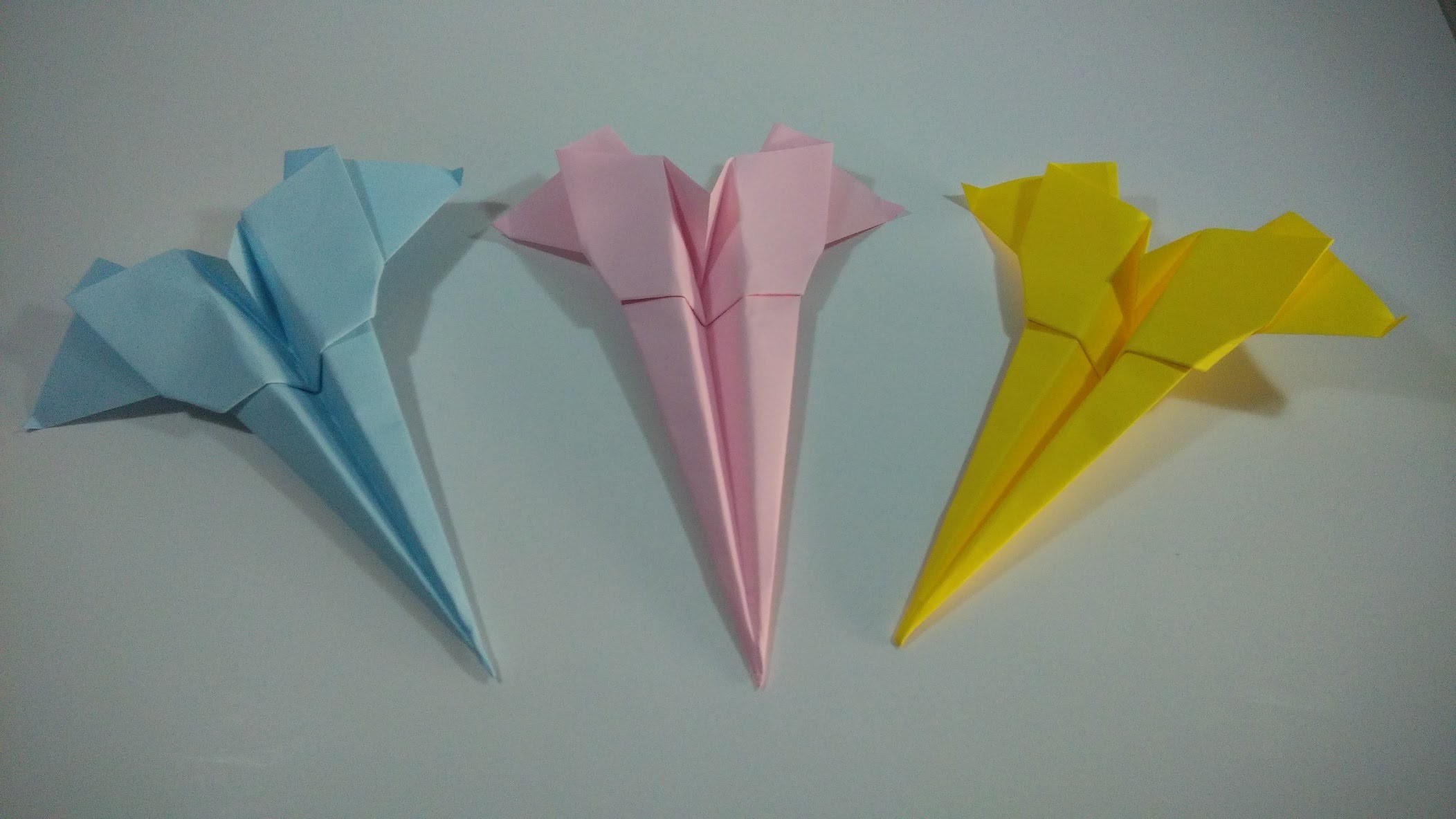 Como hacer un avión de papel rapido