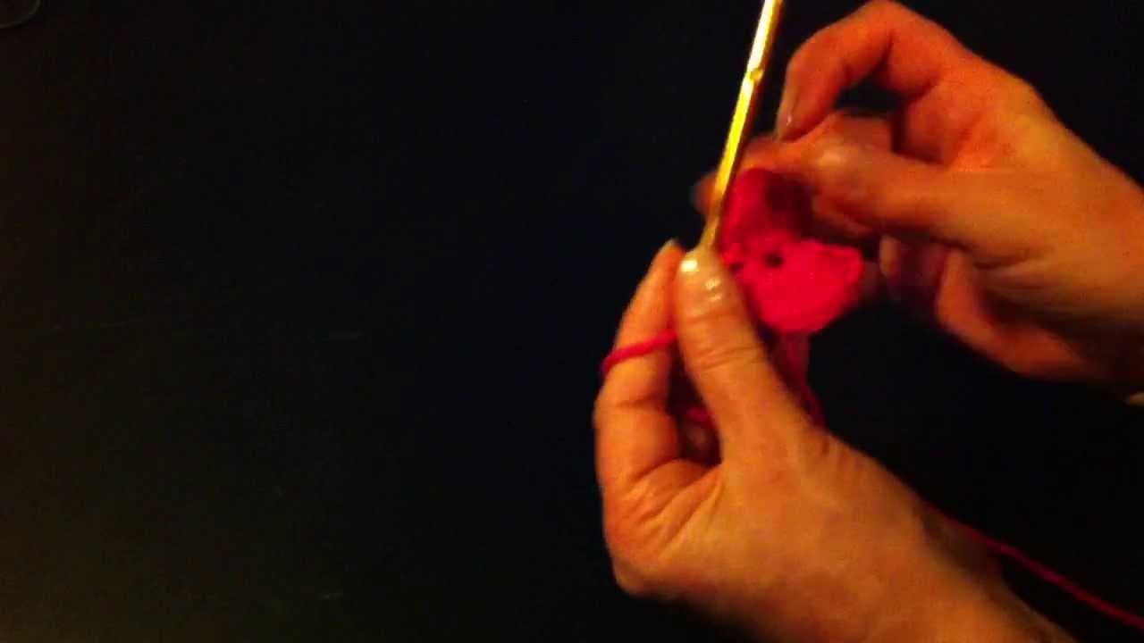 Ganchillo: Cómo tejer una flor - hacer el punto alto con ganchillo