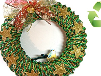 Como hacer una corona de Navidad de papel. Christmas ornament.
