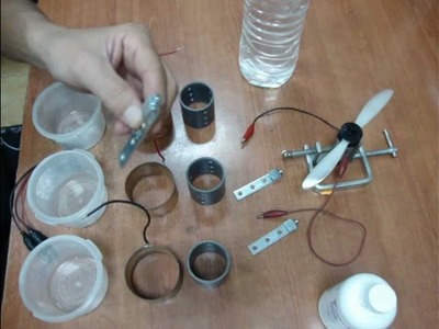 Cómo hacer una pila eléctrica con agua y sal. How to make a salt water battery