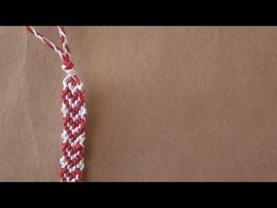 Corazon sin relleno. pulsera de macramé