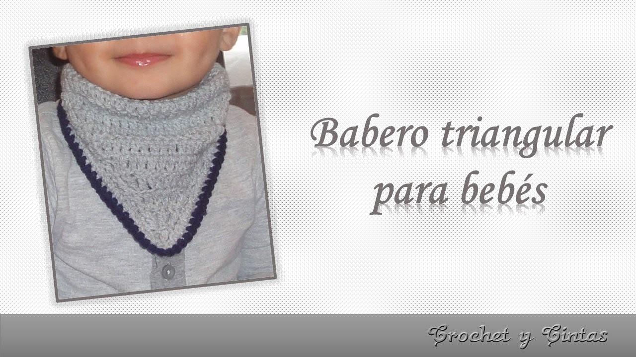 Babero triangular para bebés tejido a crochet - ganchillo