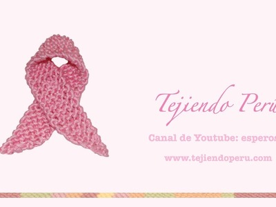 Lazo rosado símbolo de la lucha contra el cáncer de mama tejido en dos aguja o palitos