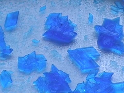 Formación de cristales azules