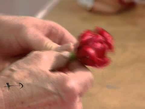 Como hacer rosas con globos