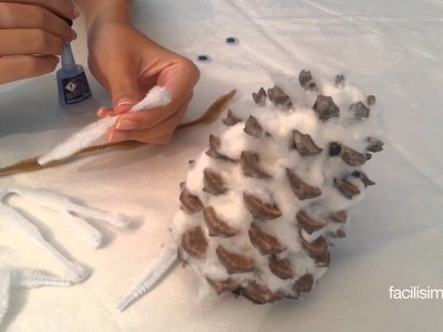 Cómo hacer un búho con una piña | facilisimo.com