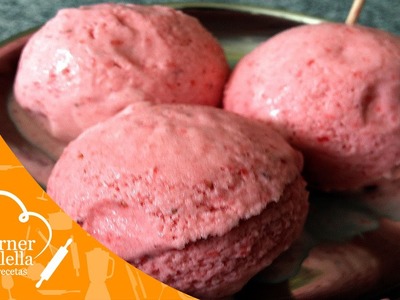 Helado de fresas.