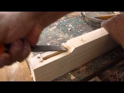 Ensamble De Madera Embutido