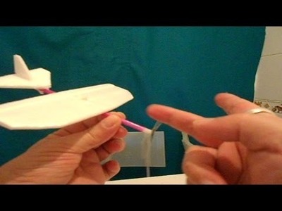 Como hacer mini avión motor de gomas