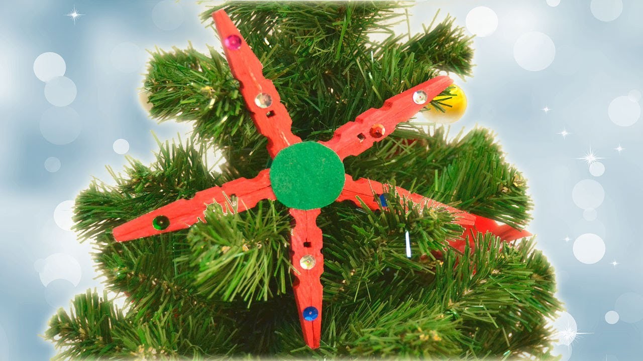 Manualidad de estrella de Navidad para decorar el árbol