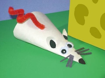 Como hacer un ratoncito marioneta con materiales sobrantes