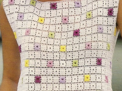 Blusa a Crochet con Flores Bordadas
