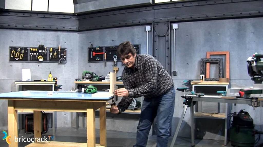 Ensamblar con espigas (BricocrackTV)