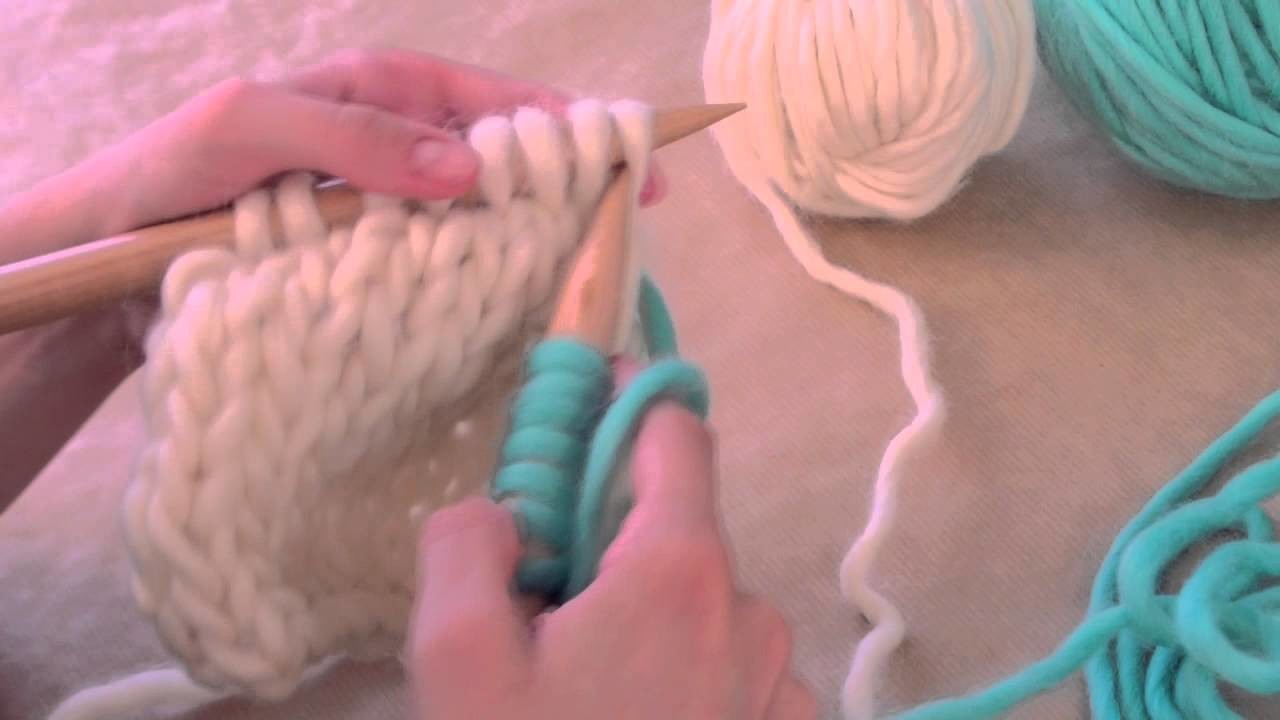 ¿Cómo cambiar los ovillos al hacer punto? -  Aprender a tejer