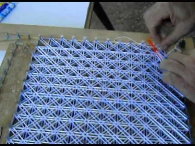 Cómo hacer tapetes de hilo de seda, Pompon (5.9), Cosido de hilos