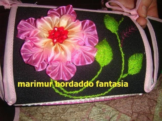 Bordado Fantasia Tapa panera y flor de liston segunda parte  marimur 429