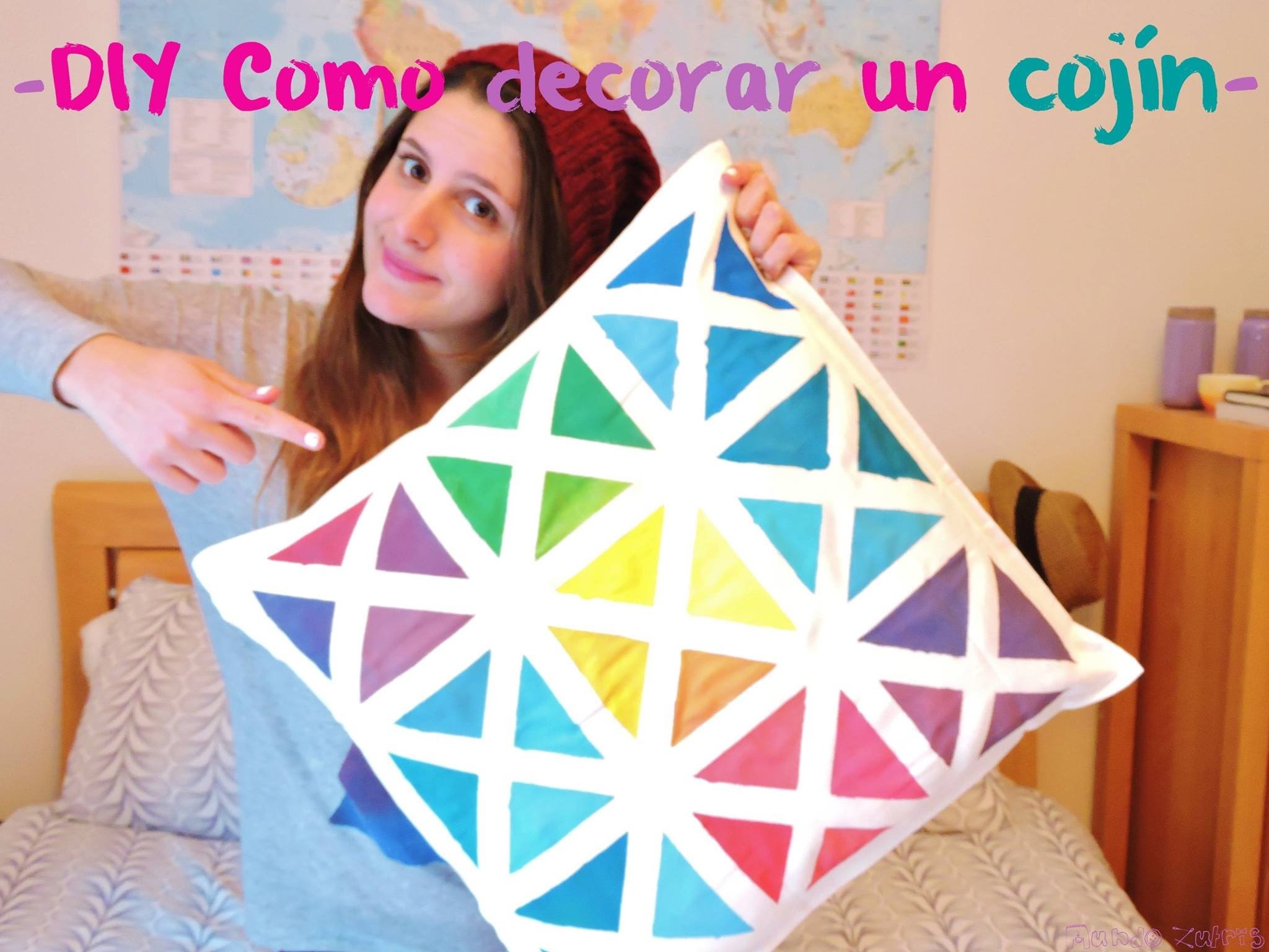 DIY Como decorar un cojín. DIY How to decorate a pillow