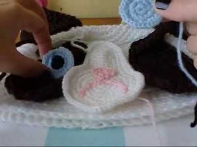 Cómo coser pupilas (ojos) con lana. Por Amigurumi Universe.