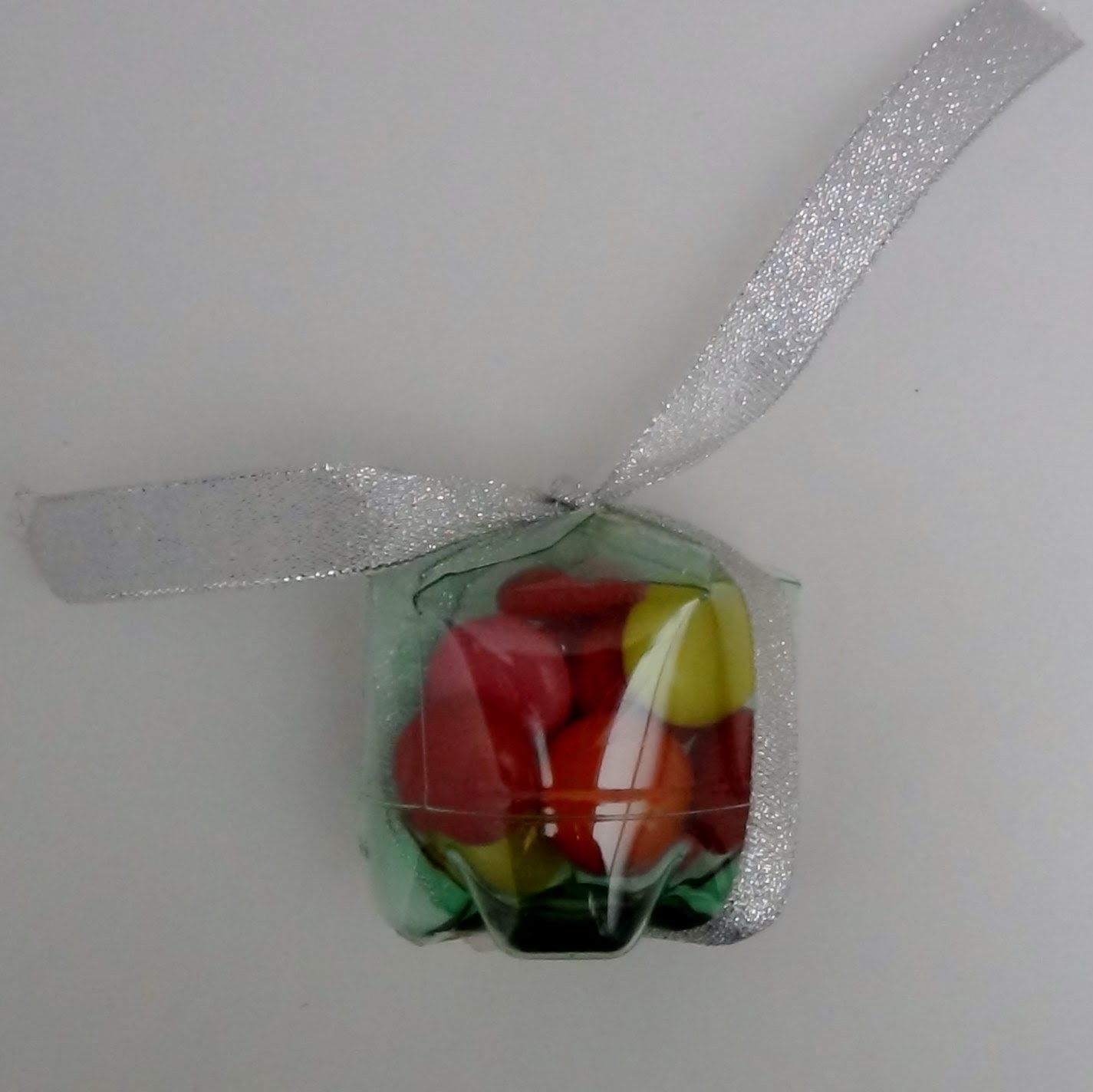 Cómo realizar una caja de regalo, bombonera o dulcera con botellas de plástico - Plastic bottle box