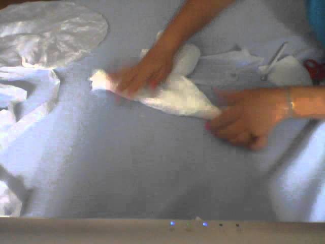 Reutilizar  reciclar bolsas plasticas manualidades  juguete paracaidas