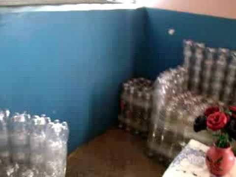 Club de reciclaje - muebles de garrafas de refresco