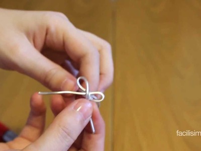 Cómo hacer un anillo de alambre en forma de lazo | facilisimo.com