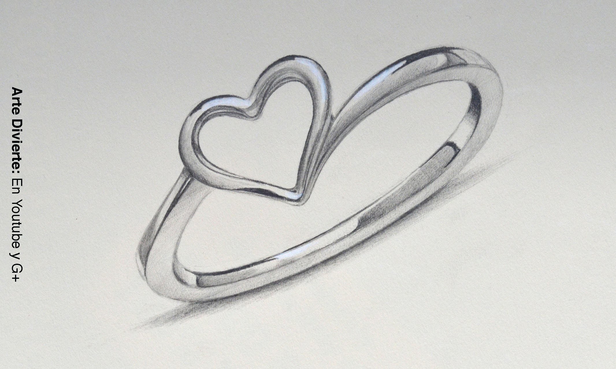 Cómo dibujar un anillo de plata con un corazón - Arte Divierte.