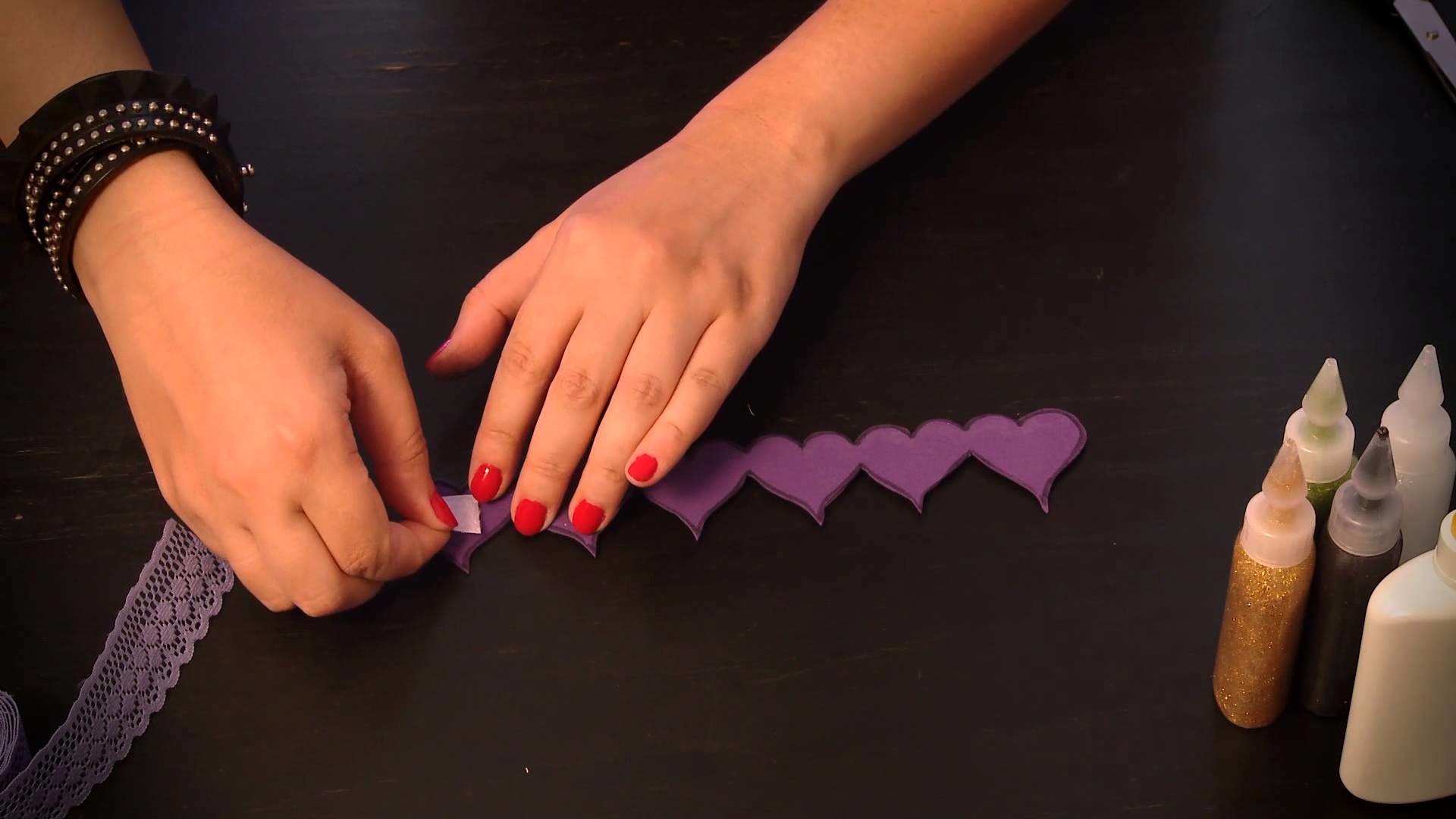 Cómo hacer pulseras : Manualidades para niños en goma Eva