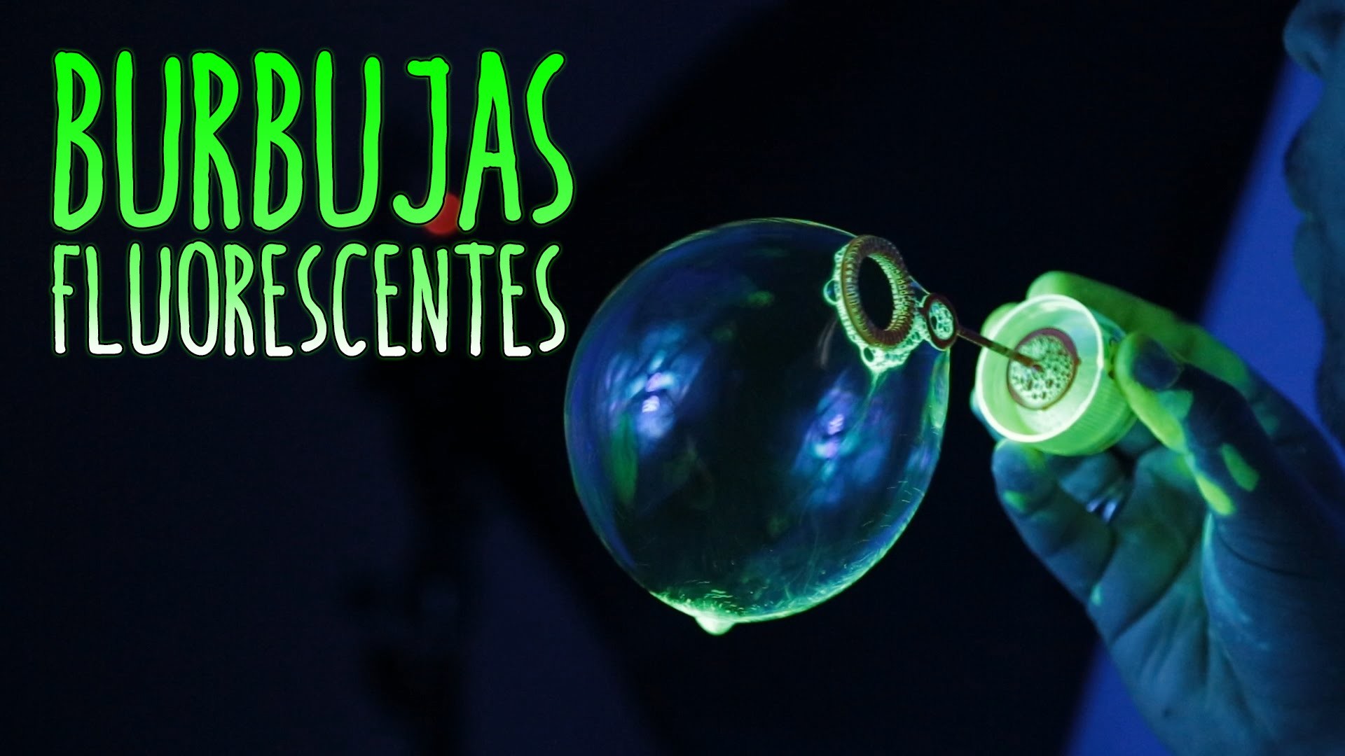 Cómo hacer burbujas fluorescentes (Experimentos Caseros para niños)