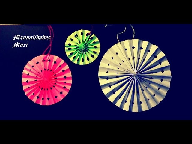 Manualidades. Adorno navideño de papel muy sencillo y bonito