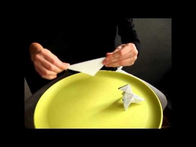 Cómo hacer una pajarita de papel
